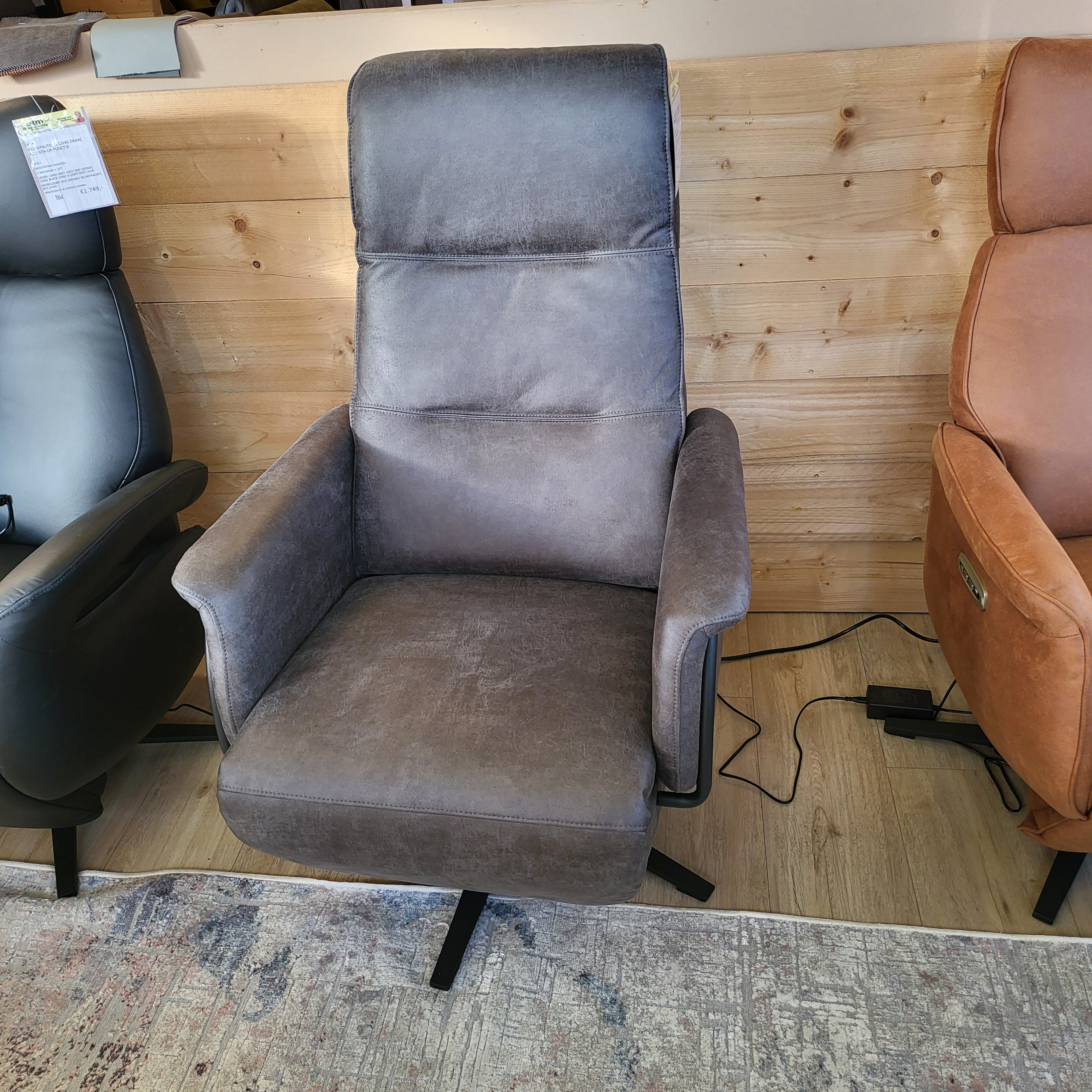Draaibare relaxfauteuil Bernadine