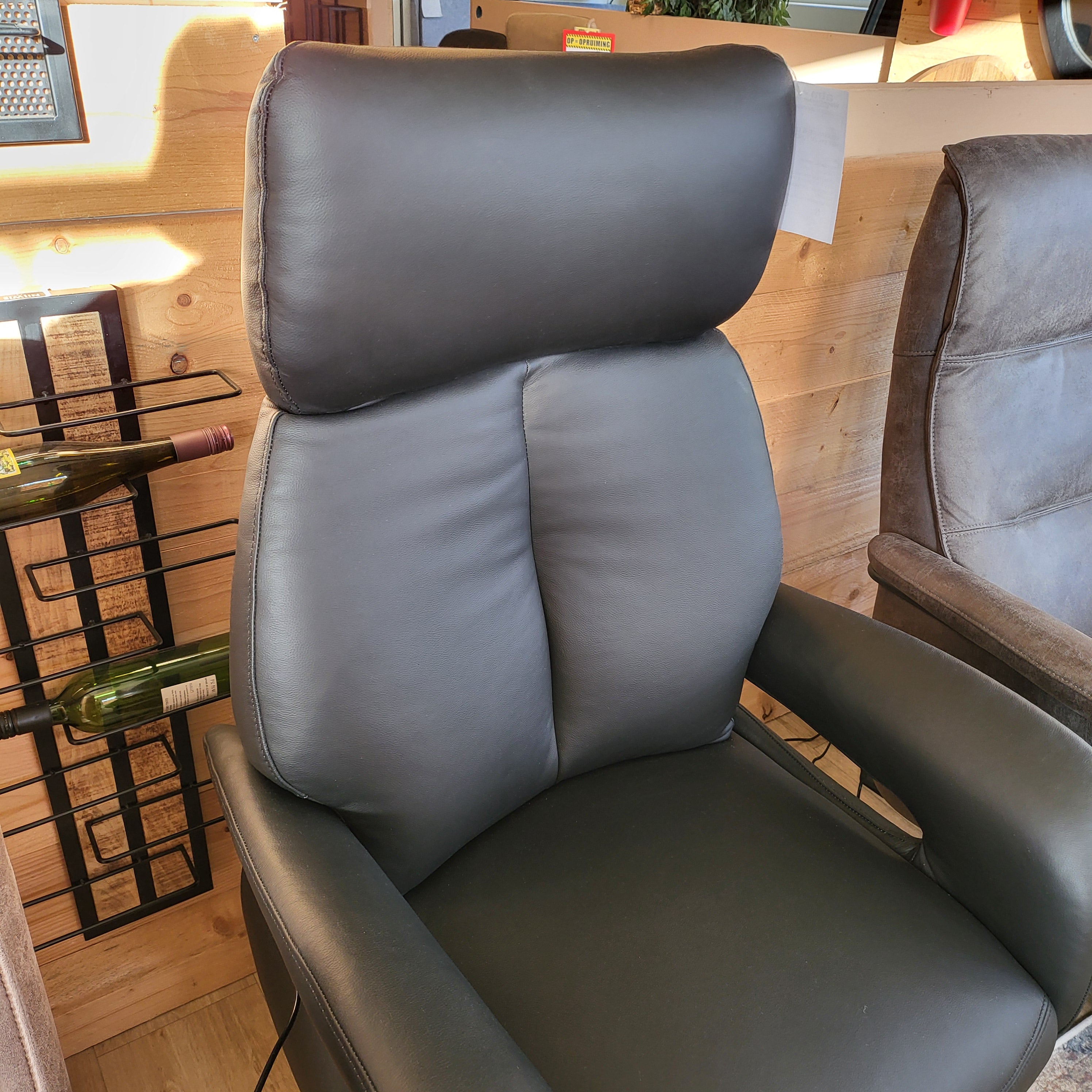 Draaibare relaxfauteuil Livai