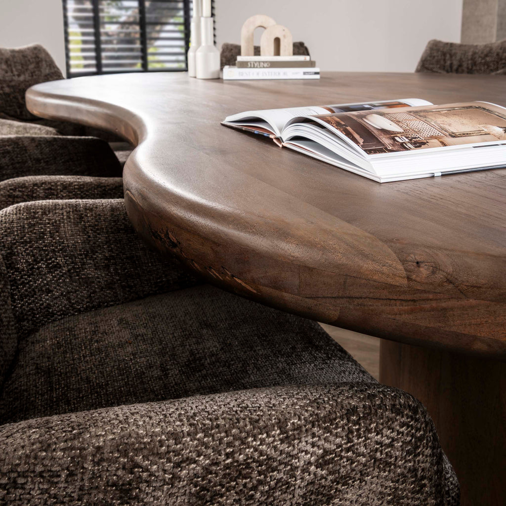 Eettafel Sculpture Niervormig | 244x165 | Massief acacia