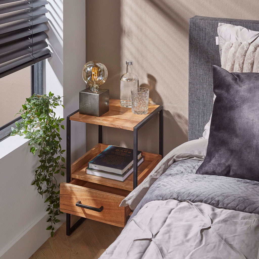 Nachtkastje Niche XS | 1 Lade | Massief acacia