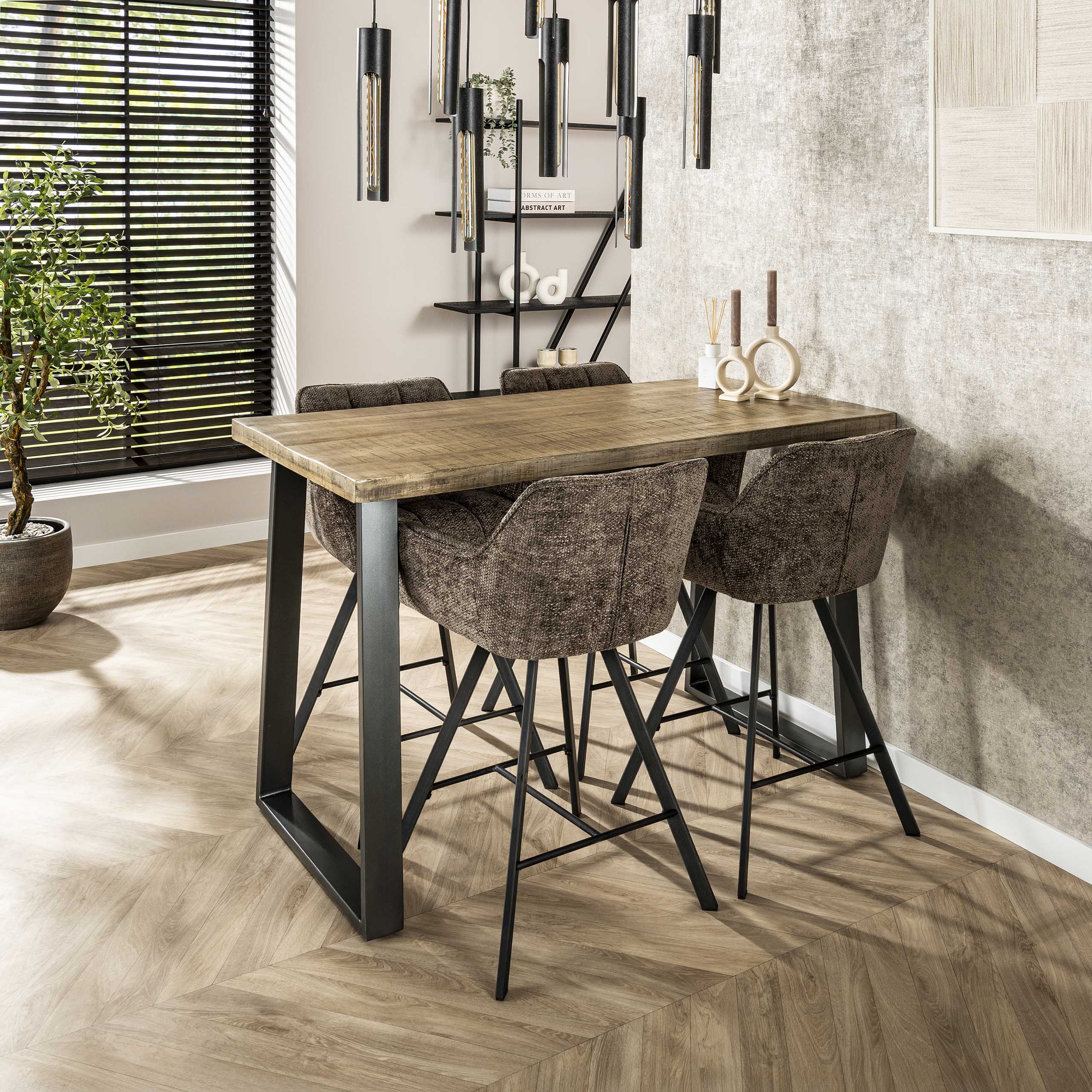 Bartafel Massief trapeziumvorm | 135 cm | Mango antiek
