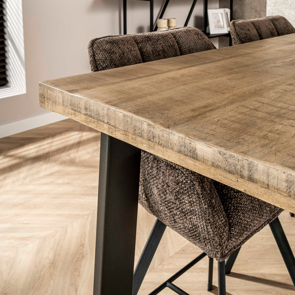 Bartafel Massief trapeziumvorm | 135 cm | Mango antiek
