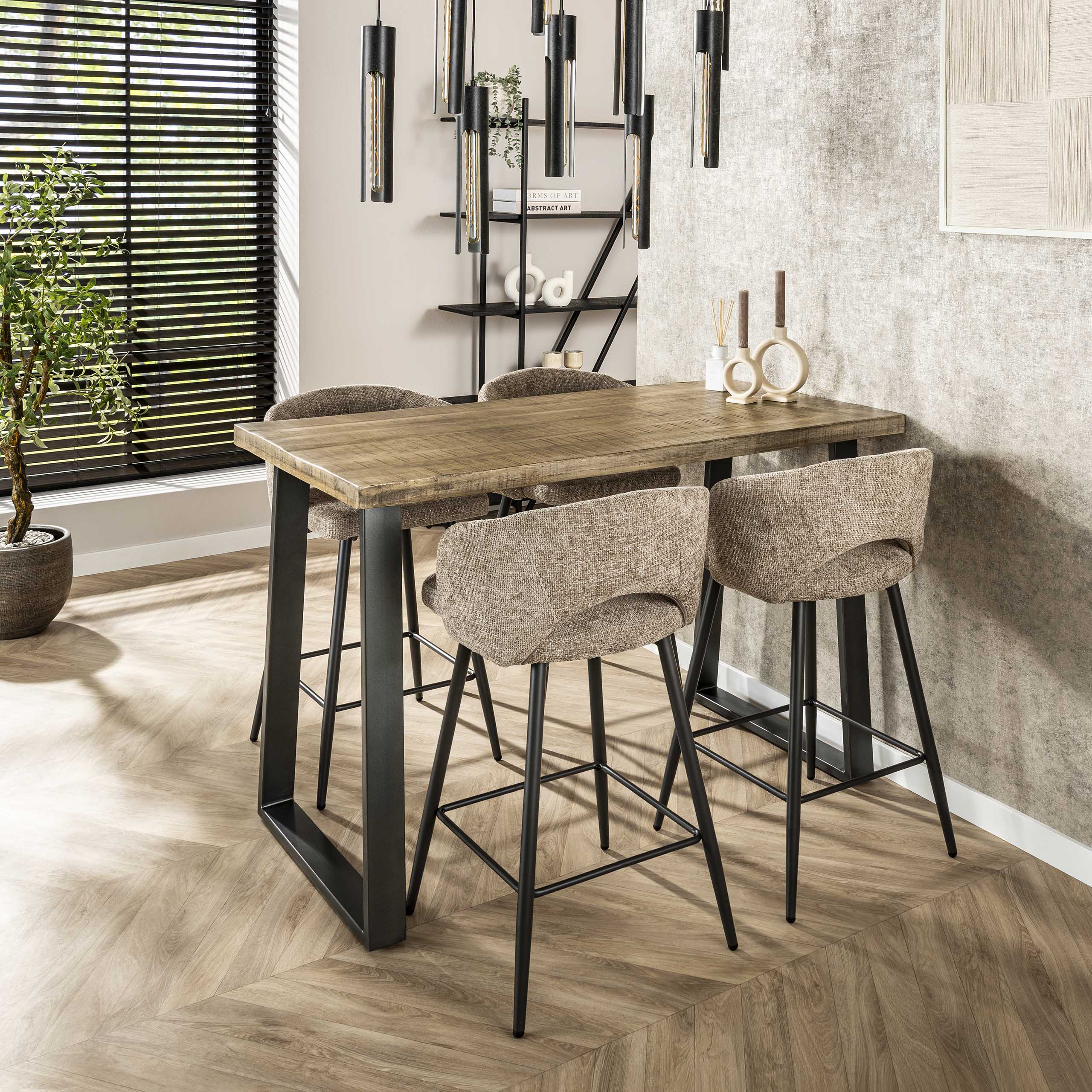 Bartafel Massief trapeziumvorm | 135 cm | Mango antiek