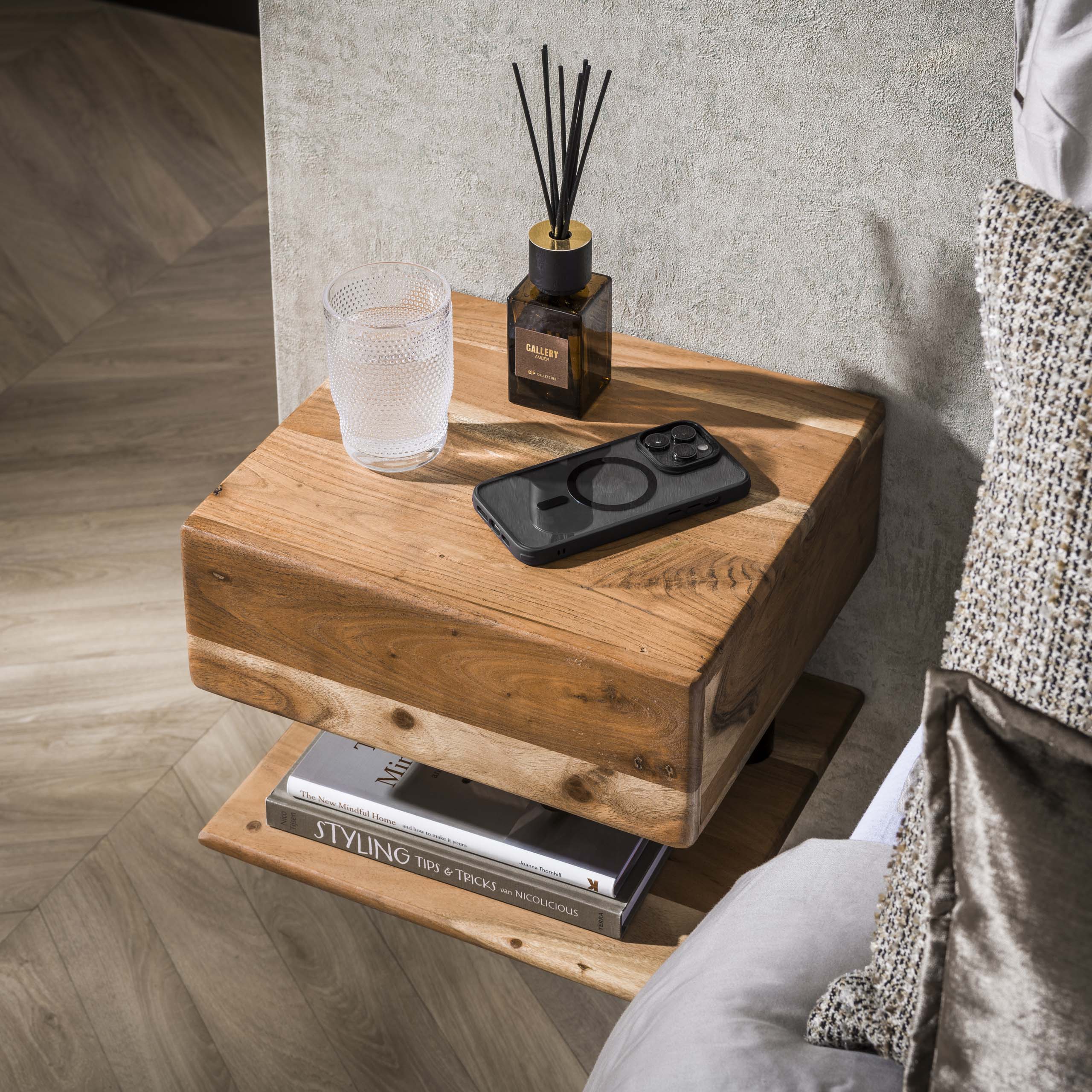Nachtkastje Shelve | 1 Lade | Massief acacia