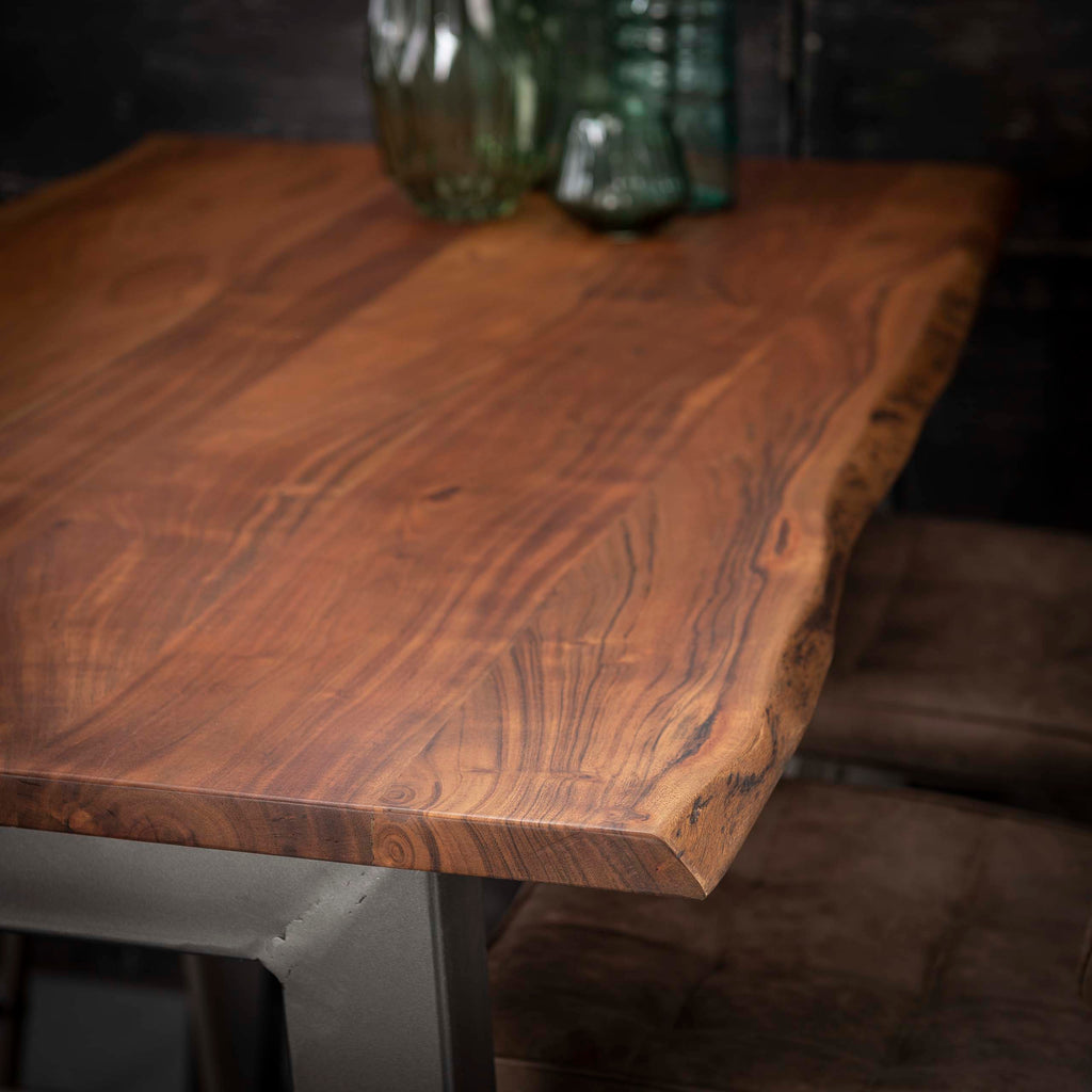 Bartafel Edge | 147 cm | Massief acacia