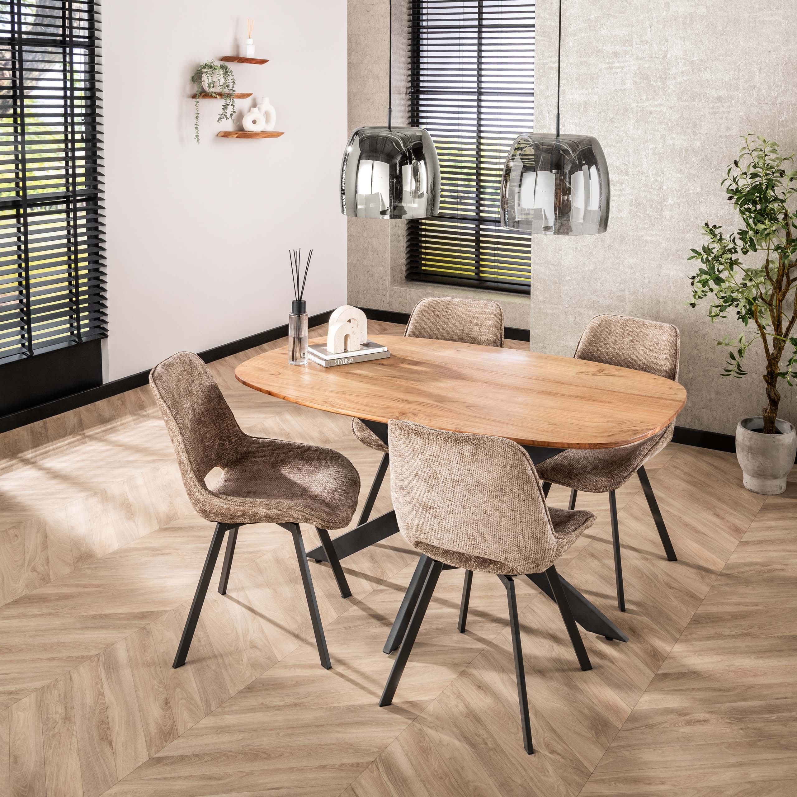 Eettafel Arhus Solid | Deens ovaal | Massief acacia 150cm