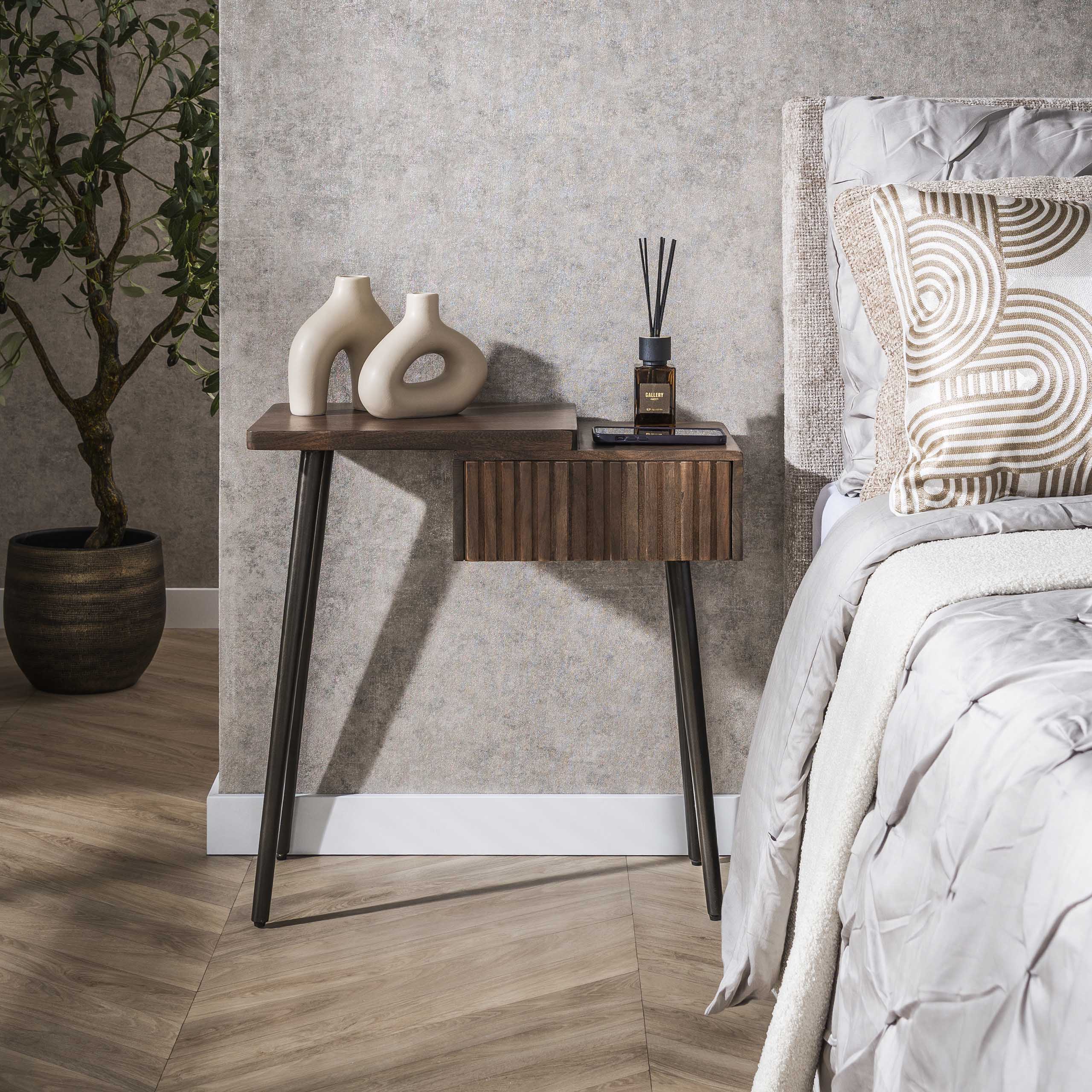 Nachtkastje Carve | 1 Lade | Massief acacia bruin