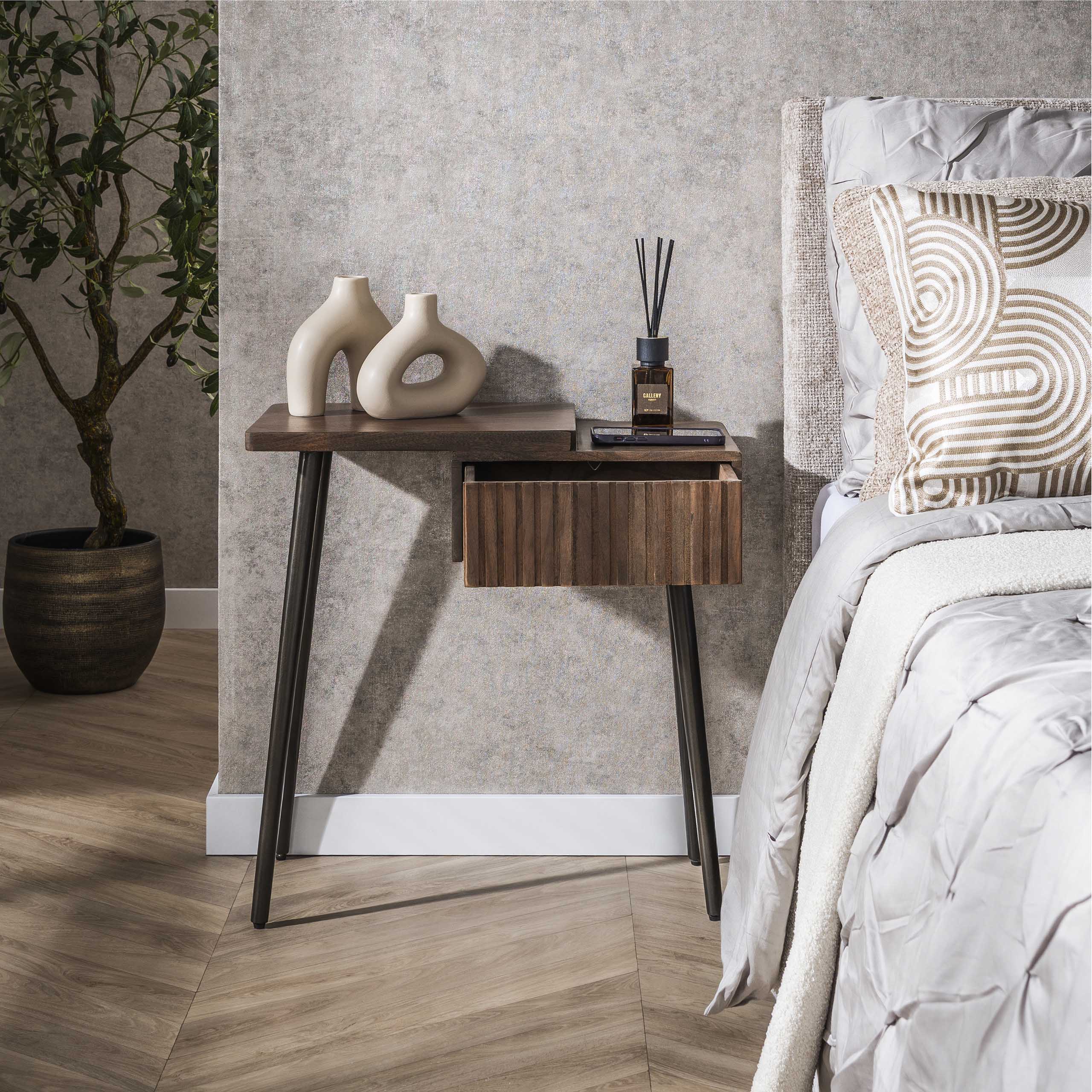 Nachtkastje Carve | 1 Lade | Massief acacia bruin