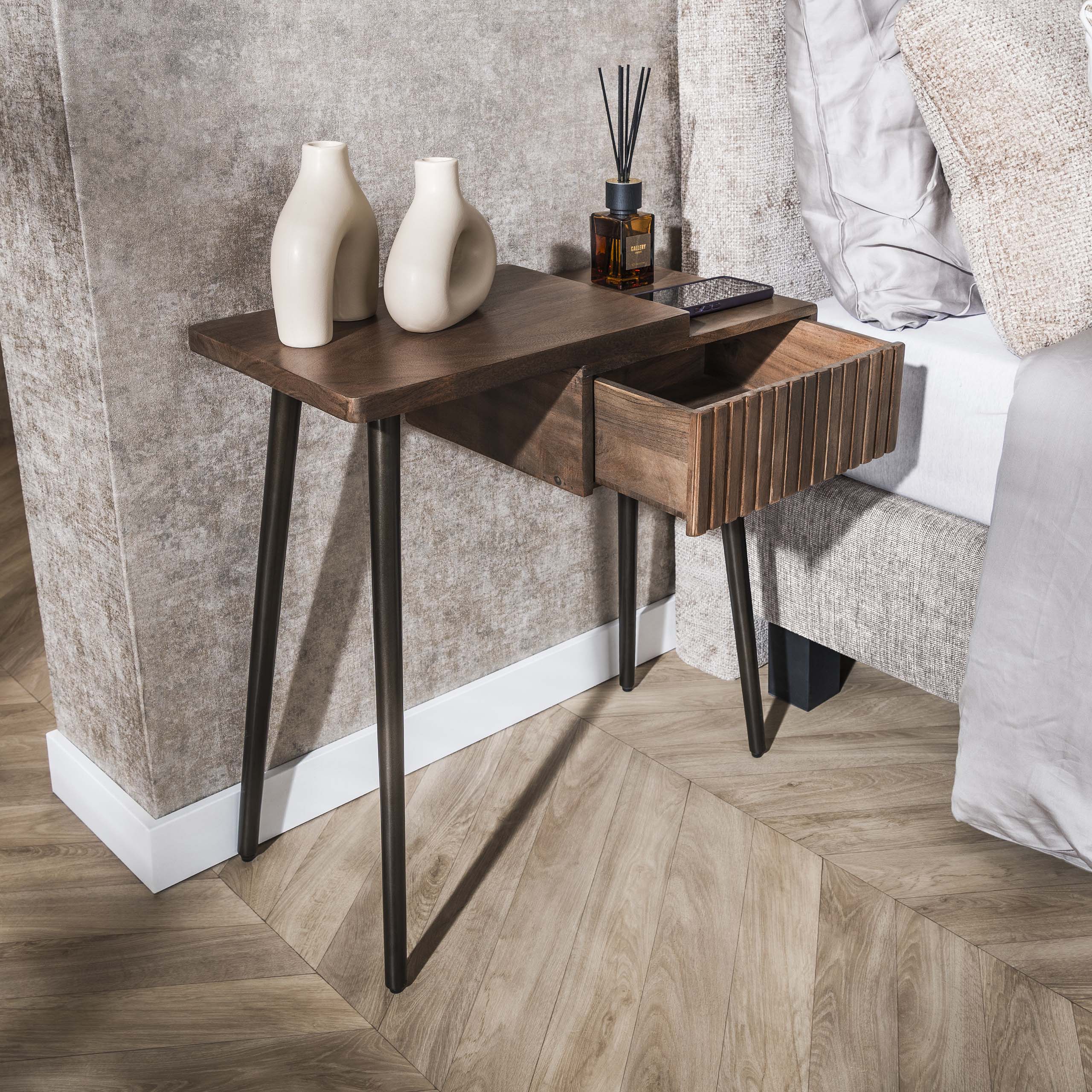 Nachtkastje Carve | 1 Lade | Massief acacia bruin