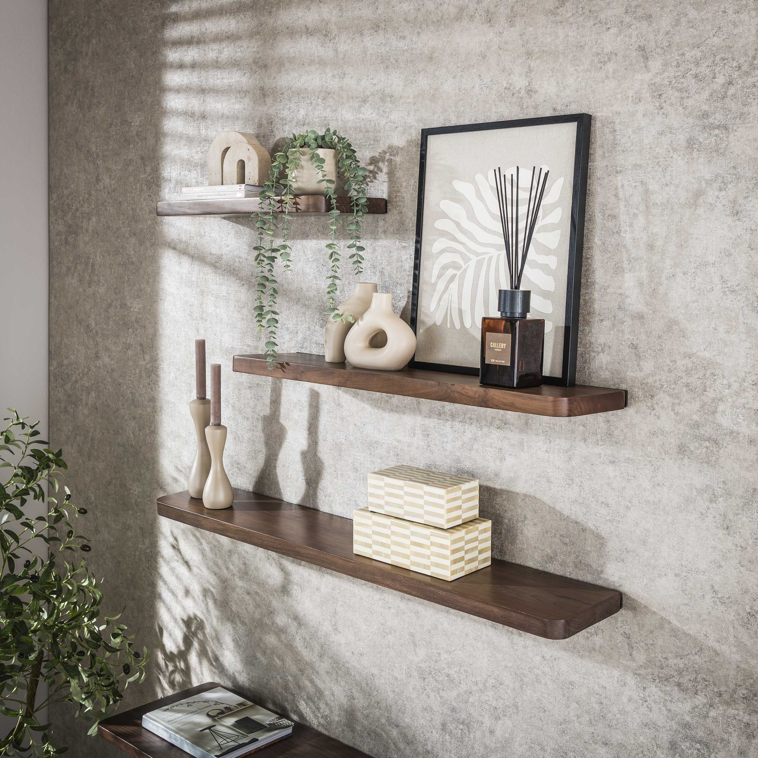 Wandplank Carve | 60 cm | Massief acacia bruin