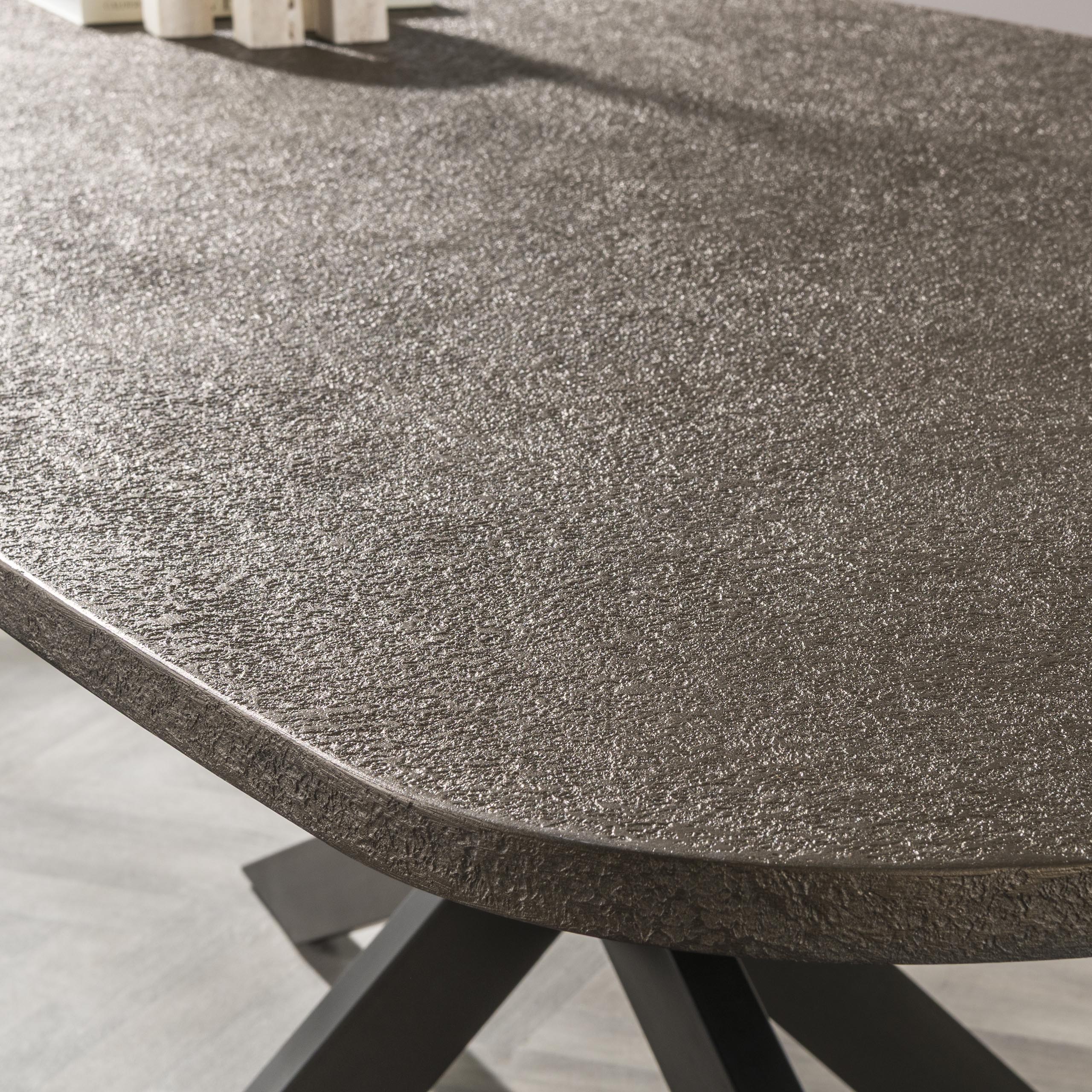 Eettafel Bronvik Deens Ovaal | 215 cm | Brons liquid metal