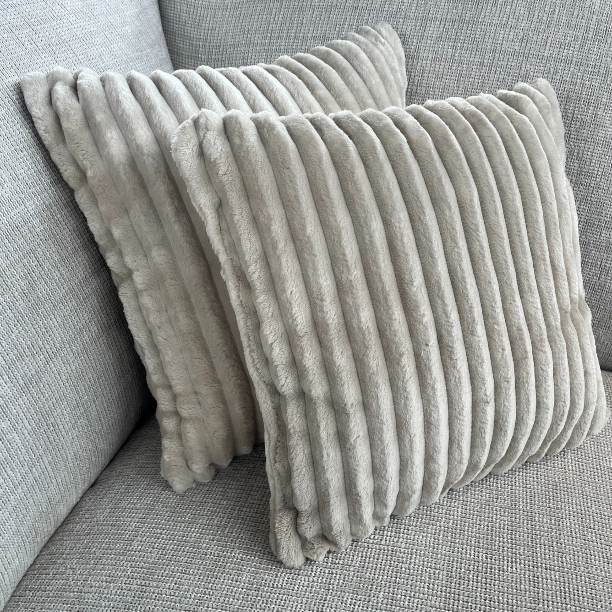Kussen Teddy | Ribstof | Beige 45x45 cm