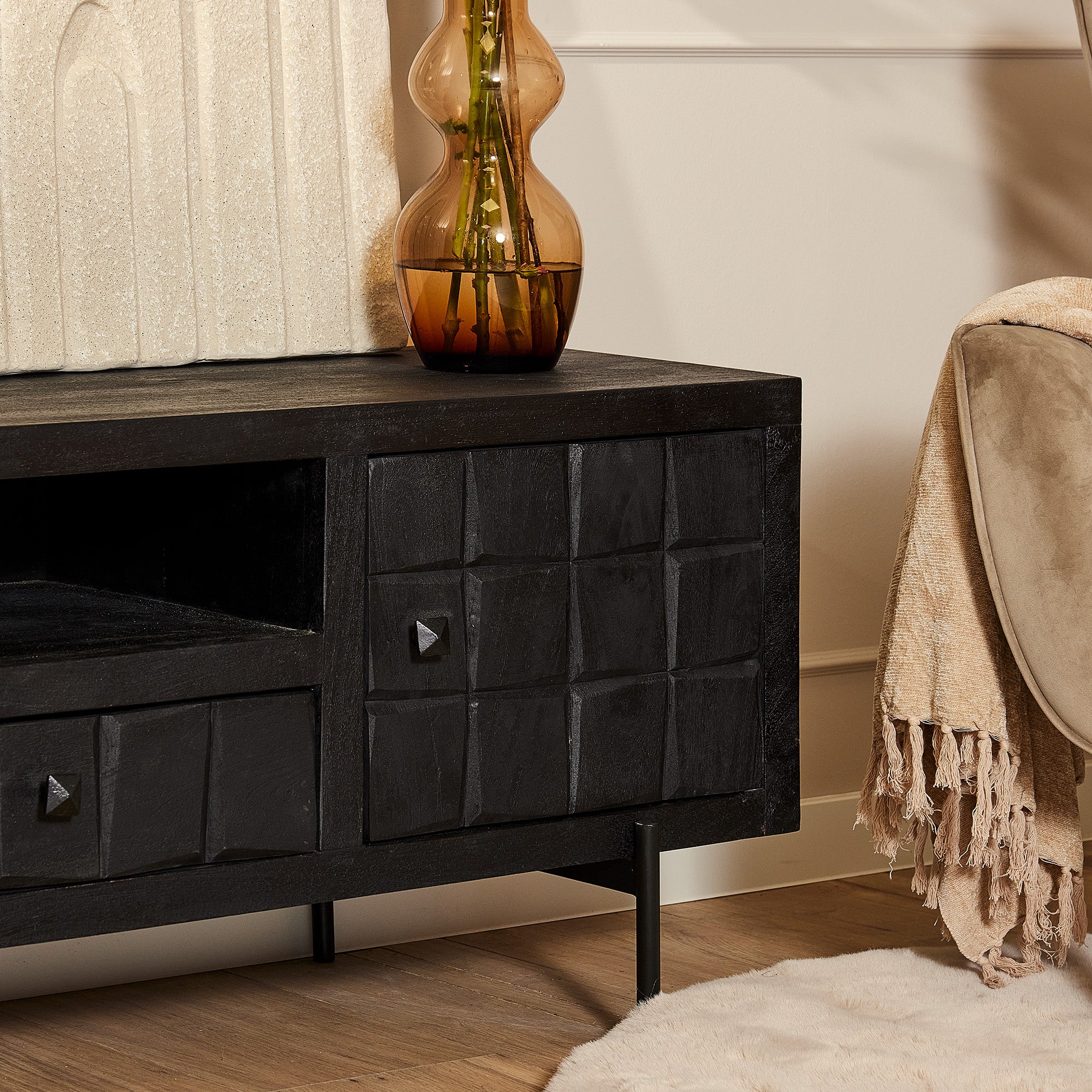 Tv meubel Brandy Black | Mangohout | 150 cm