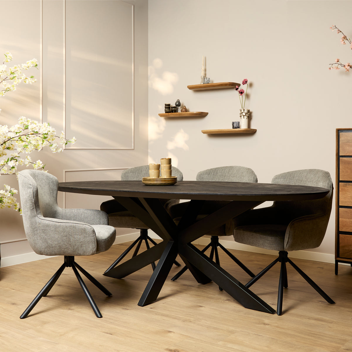 Eettafel Brandy Zwart | 210 cm | Ovaal