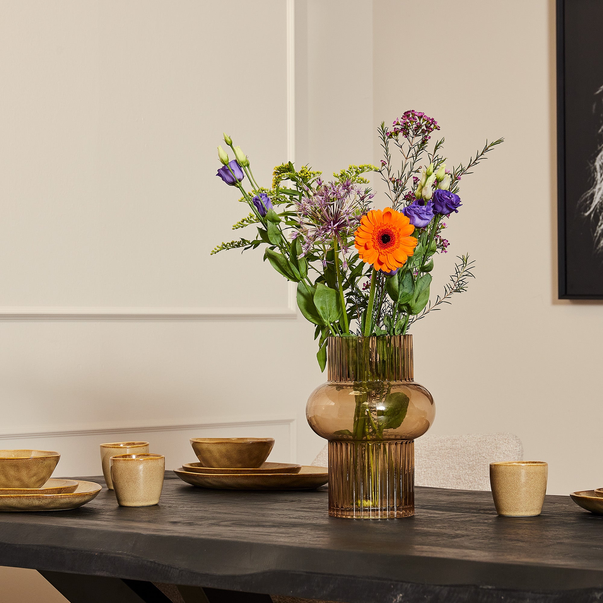 Eettafel Boomstam Boston | Mangohout | Mat zwart