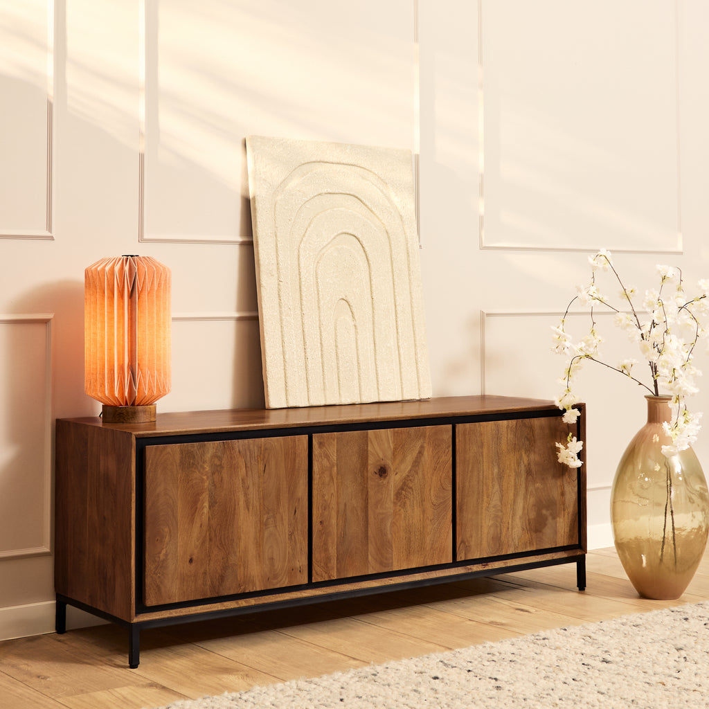 TV-meubel RichWood | 3 Deuren | Gelakt mangohout