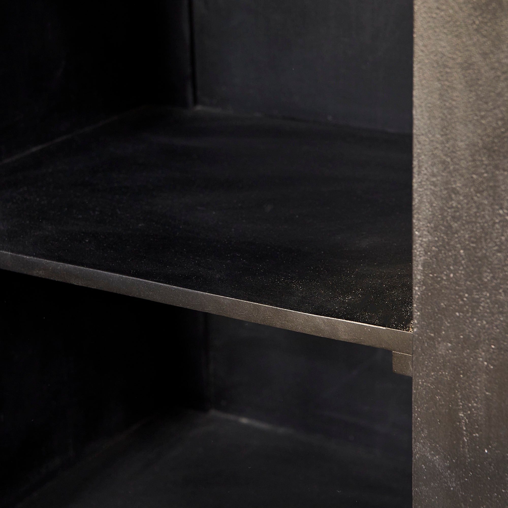 Dressoir Brussel | 3-Deurs | Mangohout Black