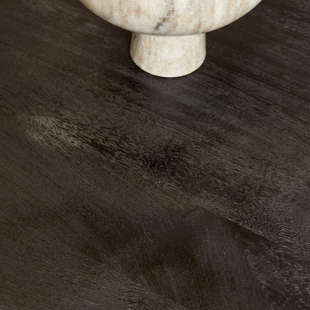 Eetkamertafel Denver Black | Ovaal | Massief mango zwart