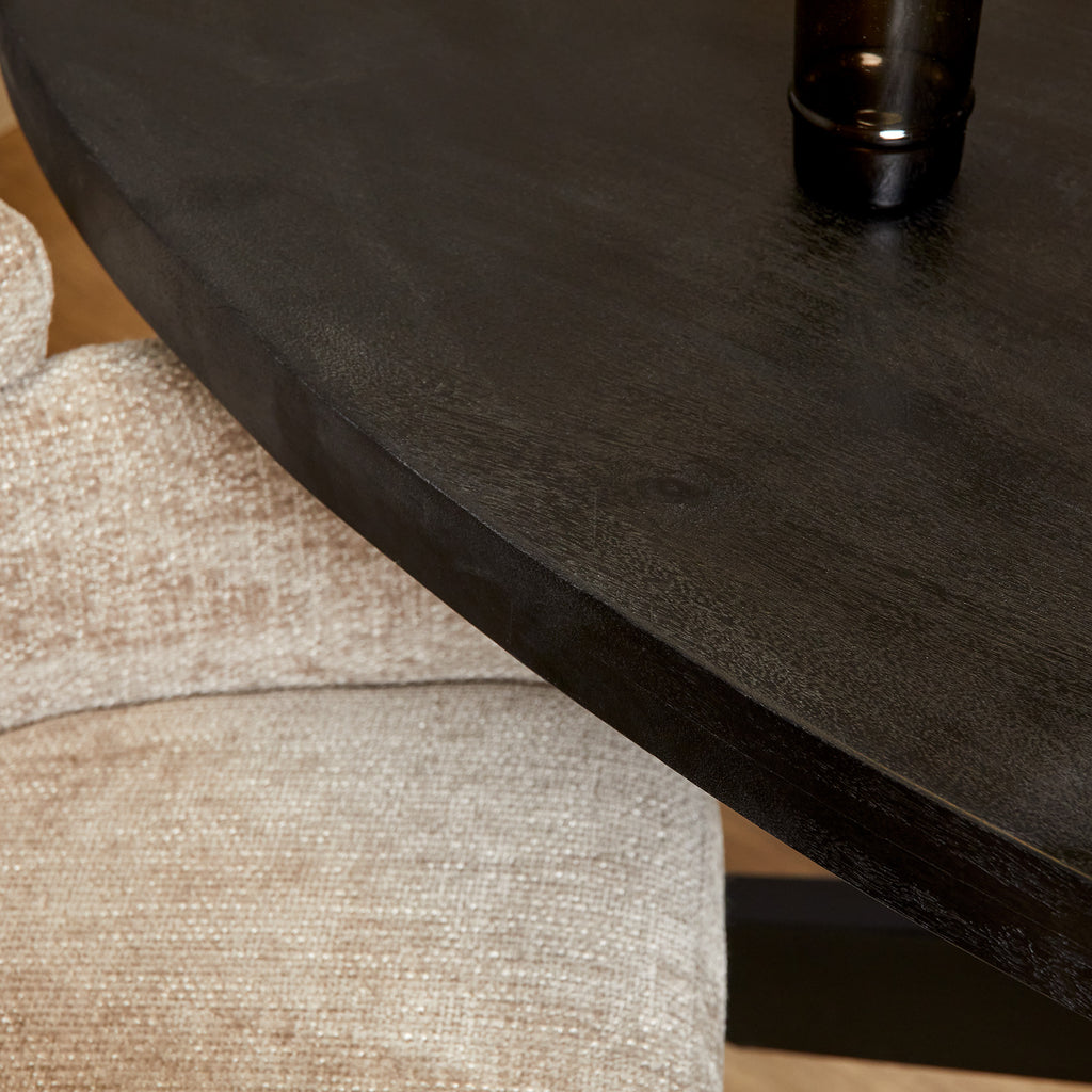 Eetkamertafel Denver Black | Ovaal | Massief mango zwart