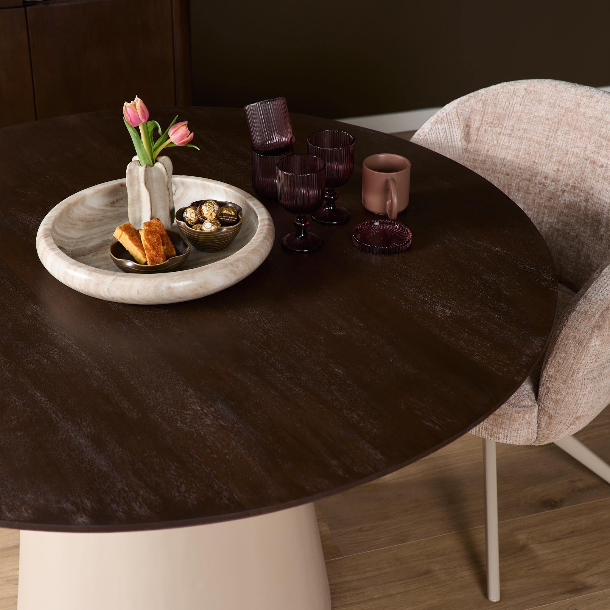 Tafel Madison Brown | Mangohout | 130x130 cm