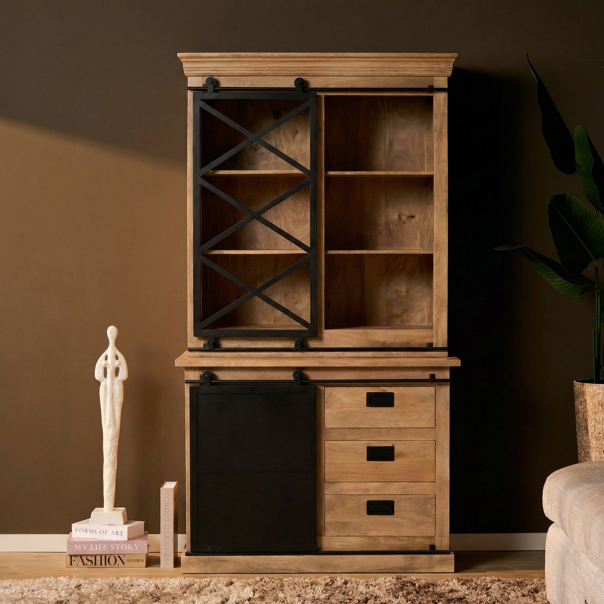 Vitrinekast Fresno | Mangohout & Zwart Metaal