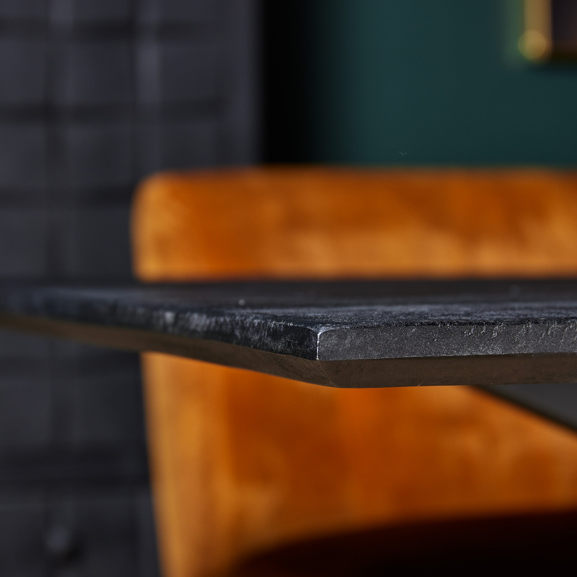 Eettafel New York | Gezandstraald blad | Mangohout zwart
