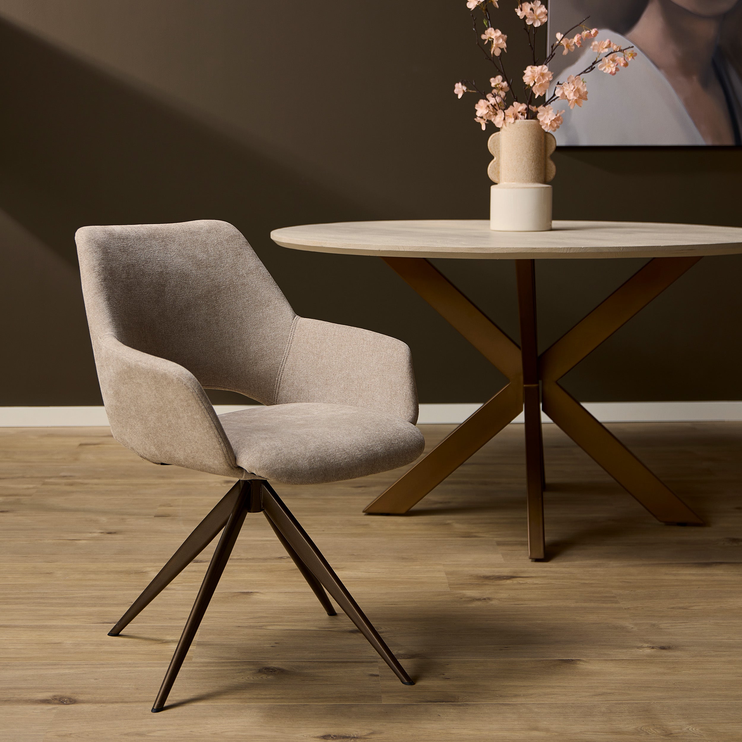Eetkamerstoel Daisy | Draaibaar 180° | Beige stof