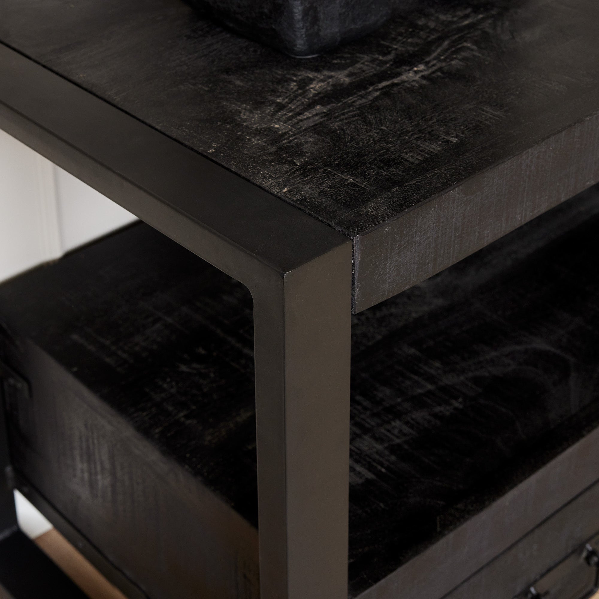 Tv meubel Boaz Black | 4 laden | Mangohout zwart